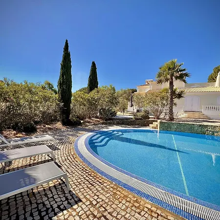 Βίλα Premium With Pool By Homing Quarteira