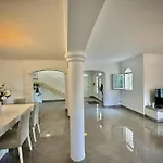 Premium With Pool By Homing וילה קווארטיירה