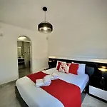 Premium With Pool By Homing וילה קווארטיירה