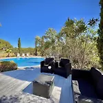 Premium With Pool By Homing