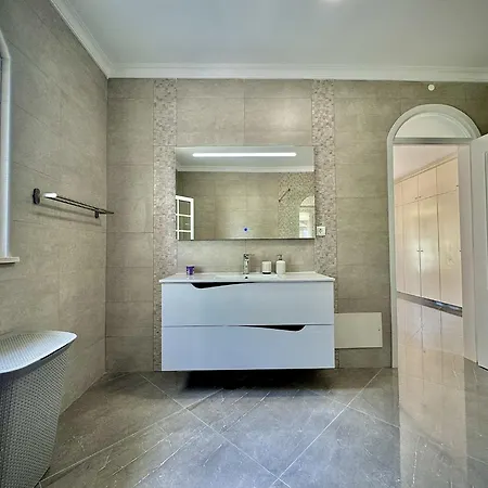 Quarteira Premium With Pool By Homing *