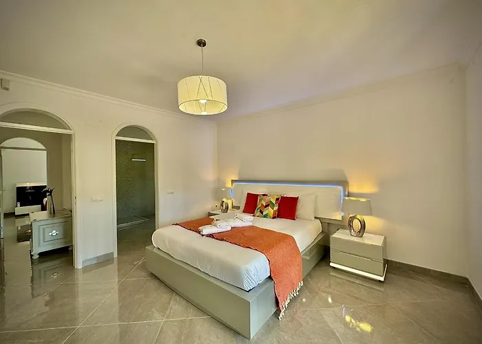 Villa Premium With Pool By Homing