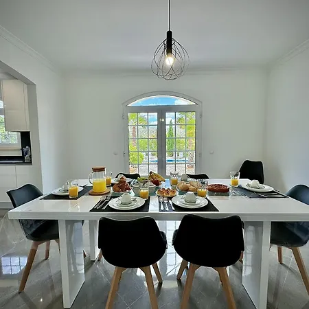 Quarteira Premium With Pool By Homing * Cabeco de Camara