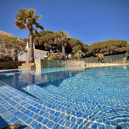 Quarteira Premium With Pool By Homing Villa
